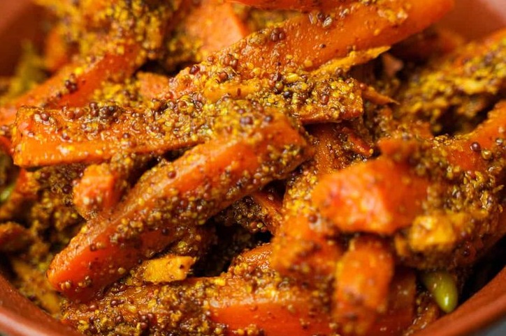 Gajar ka Achar (Carrot Pickle)
