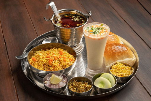 Misal Pav